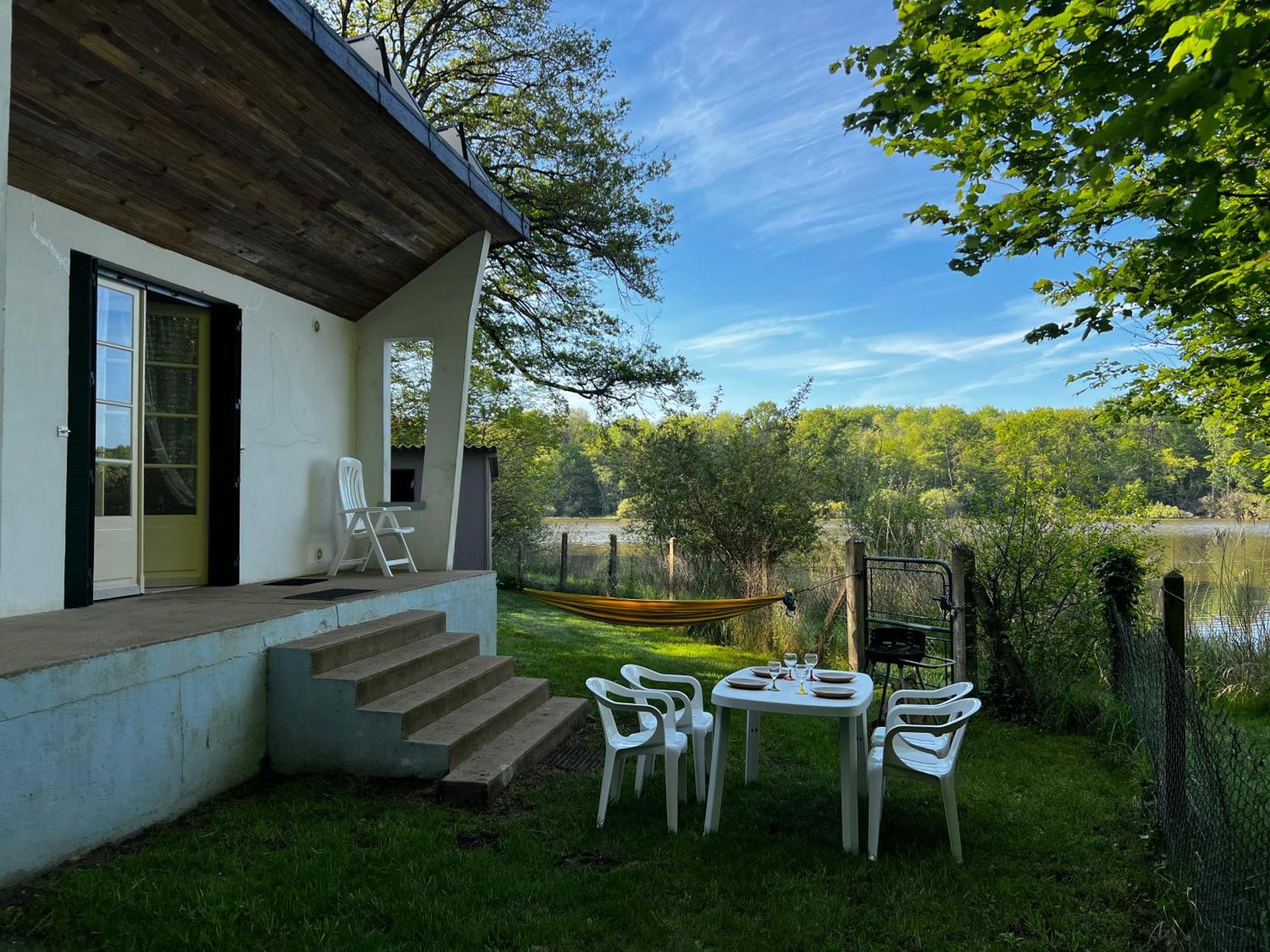 Chalet Au Bord De L'Etang 4 Pers Les Boulmiers Екстериор снимка